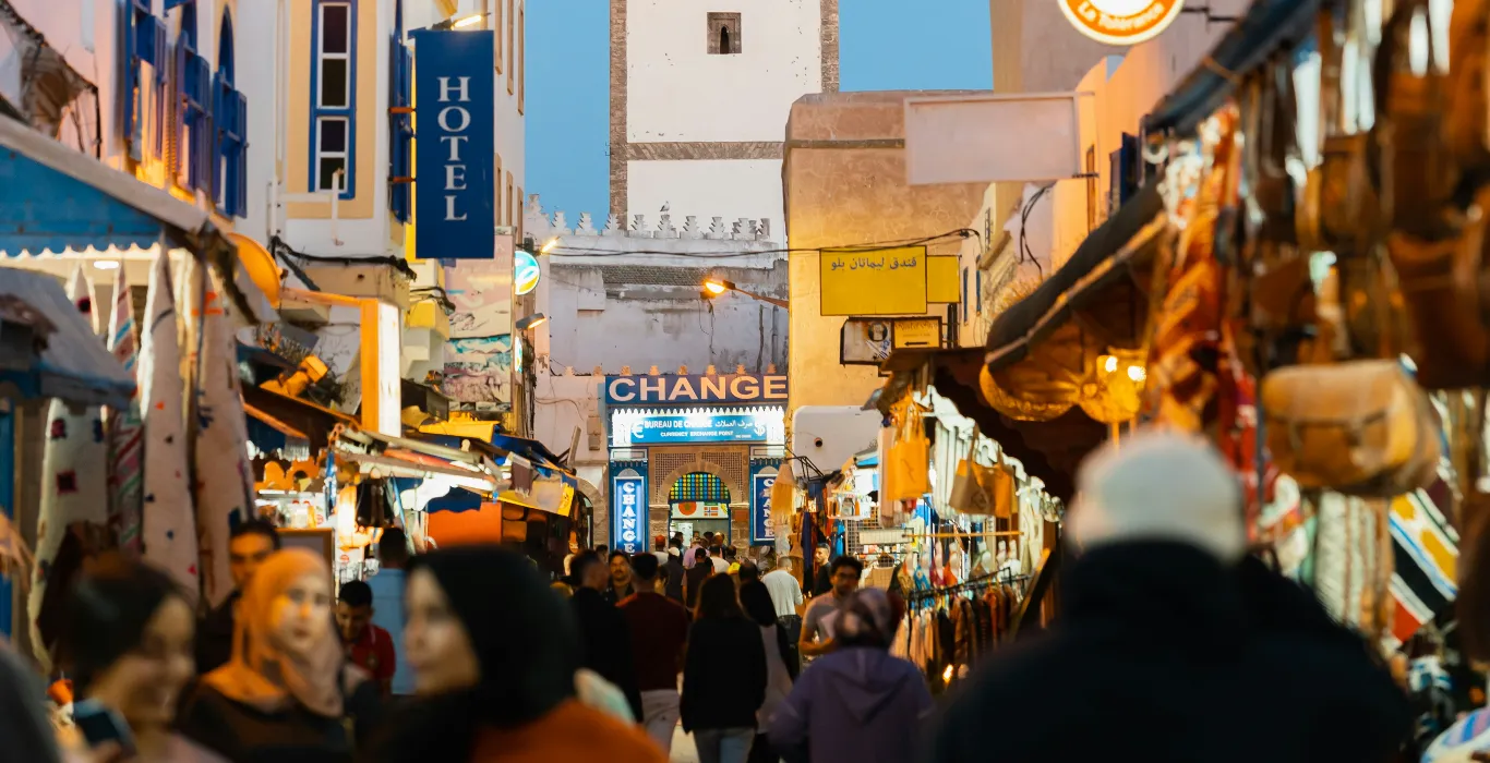 hamza-omlacho-M9GO4Gsd2SM-unsplash