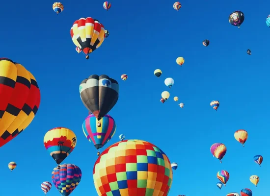 Volo in Mongolfiera VIP a Marrakech: Alba Esclusiva sui Fianchi dell'Atlante